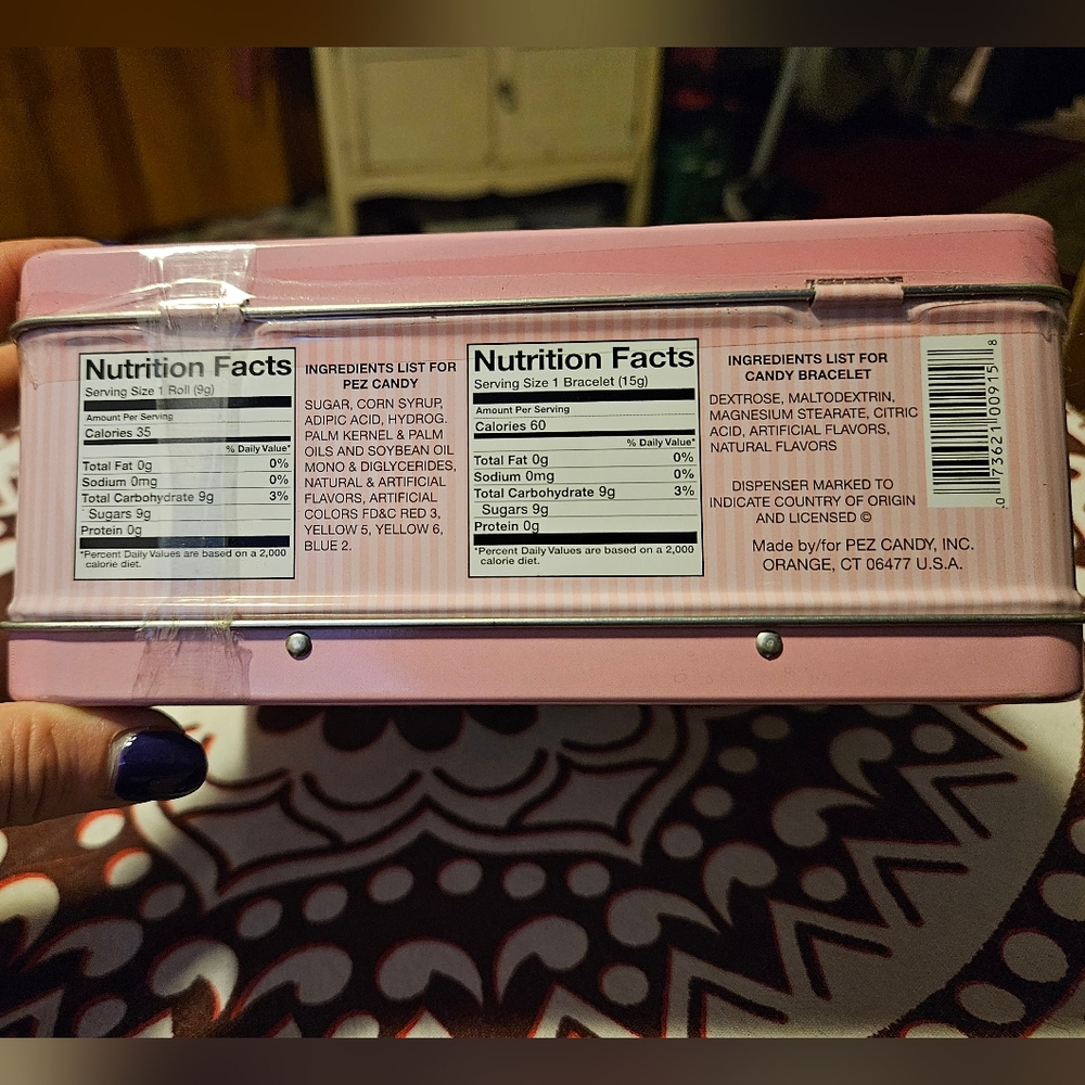 VINTAGE 2006 HELLO KITTY PEZ DISPENSER WITH LUNCH TIN - Picture 3 of 4